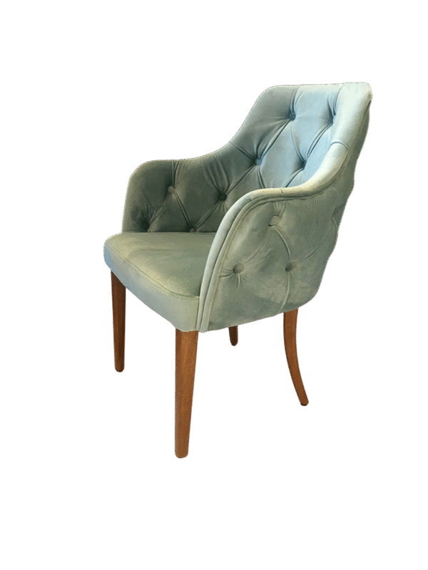Chaise Stand